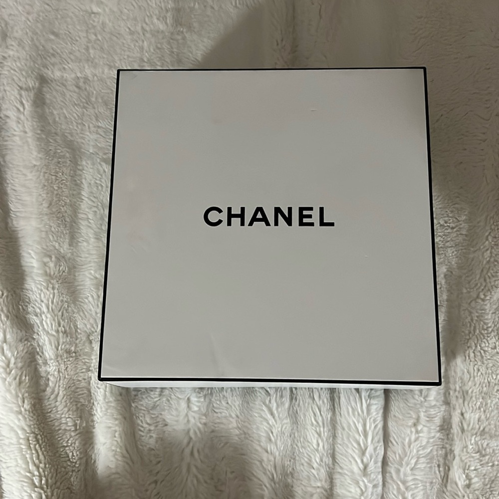 Vintage Chanel gift box